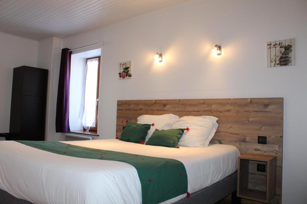 Logis Hotel Auberge De L'Allagnonette Saint-Poncy 外观 照片
