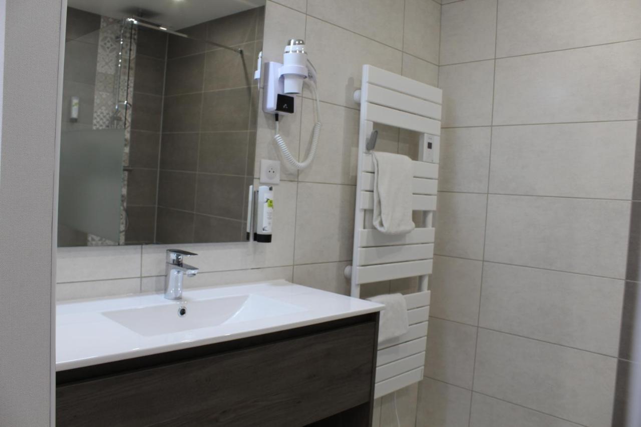 Logis Hotel Auberge De L'Allagnonette Saint-Poncy 外观 照片