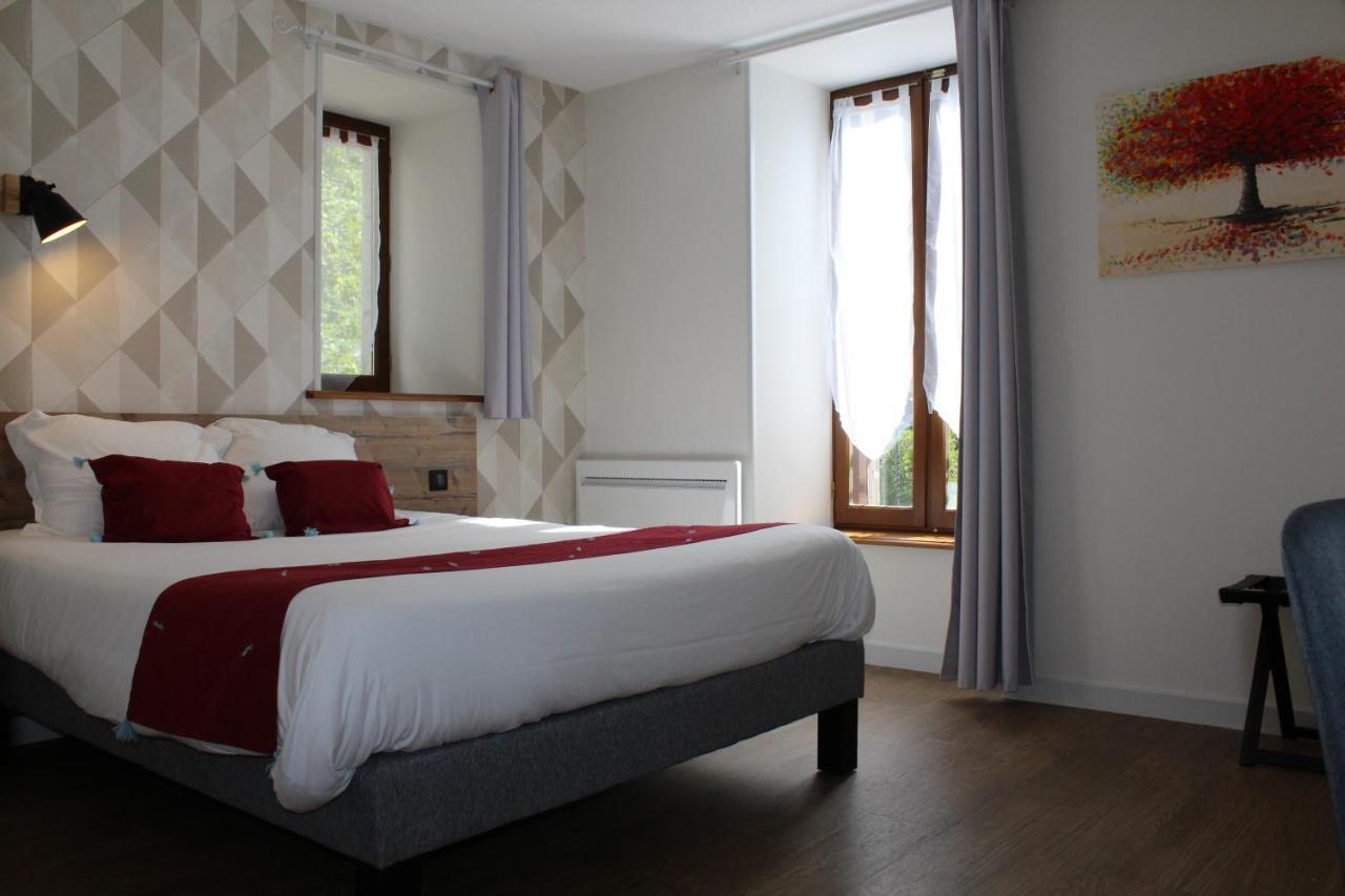 Logis Hotel Auberge De L'Allagnonette Saint-Poncy 外观 照片